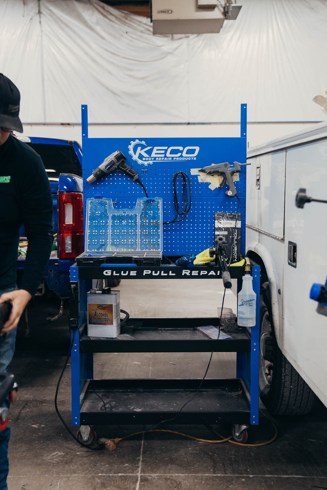 Glue pull repair automotive cart