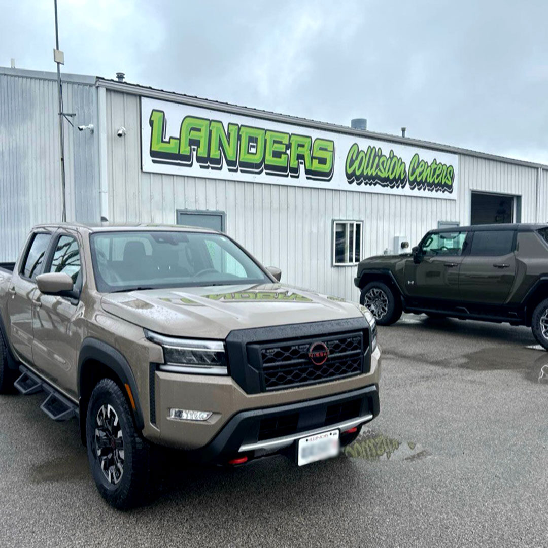 Exterior of Landers Collision Center in Nashville